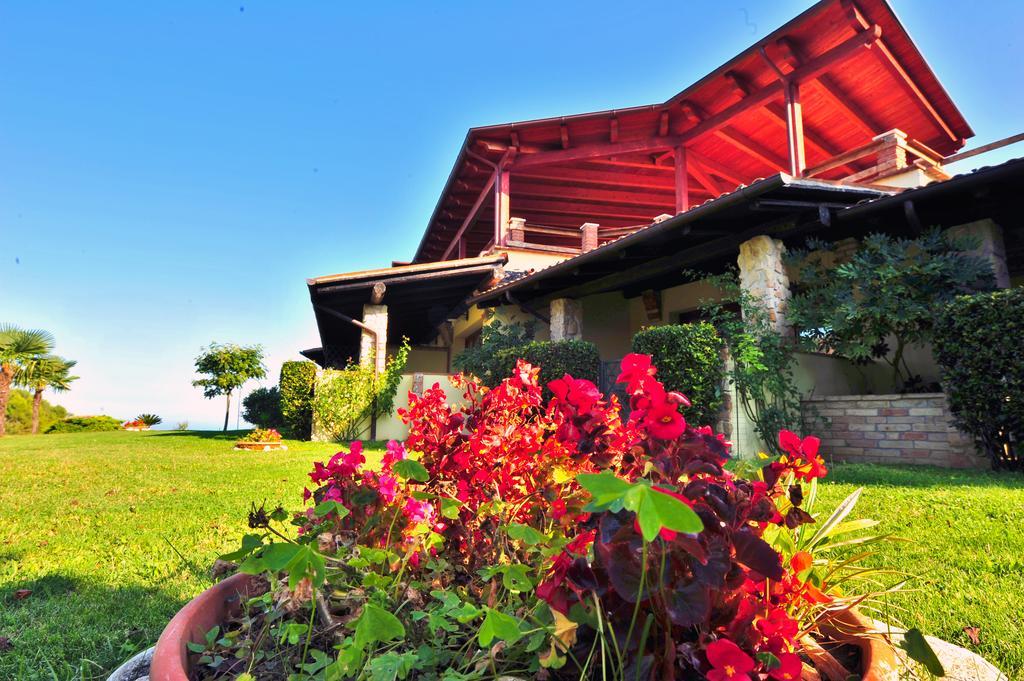 Casa Vacanze Patrizia Montefiore dell'Aso Ngoại thất bức ảnh