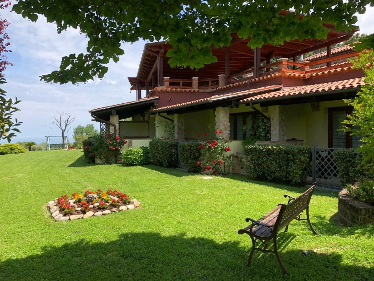 Casa Vacanze Patrizia Montefiore dell'Aso Ngoại thất bức ảnh